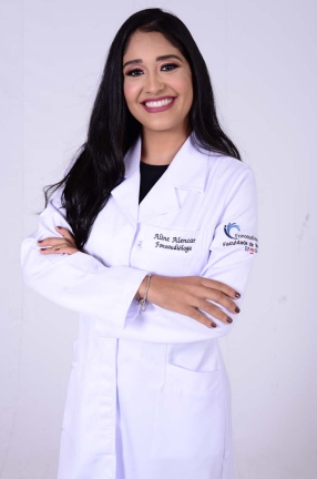 Dra. Aline Alencar Vitalino, fonoaudióloga graduada pela UFMG